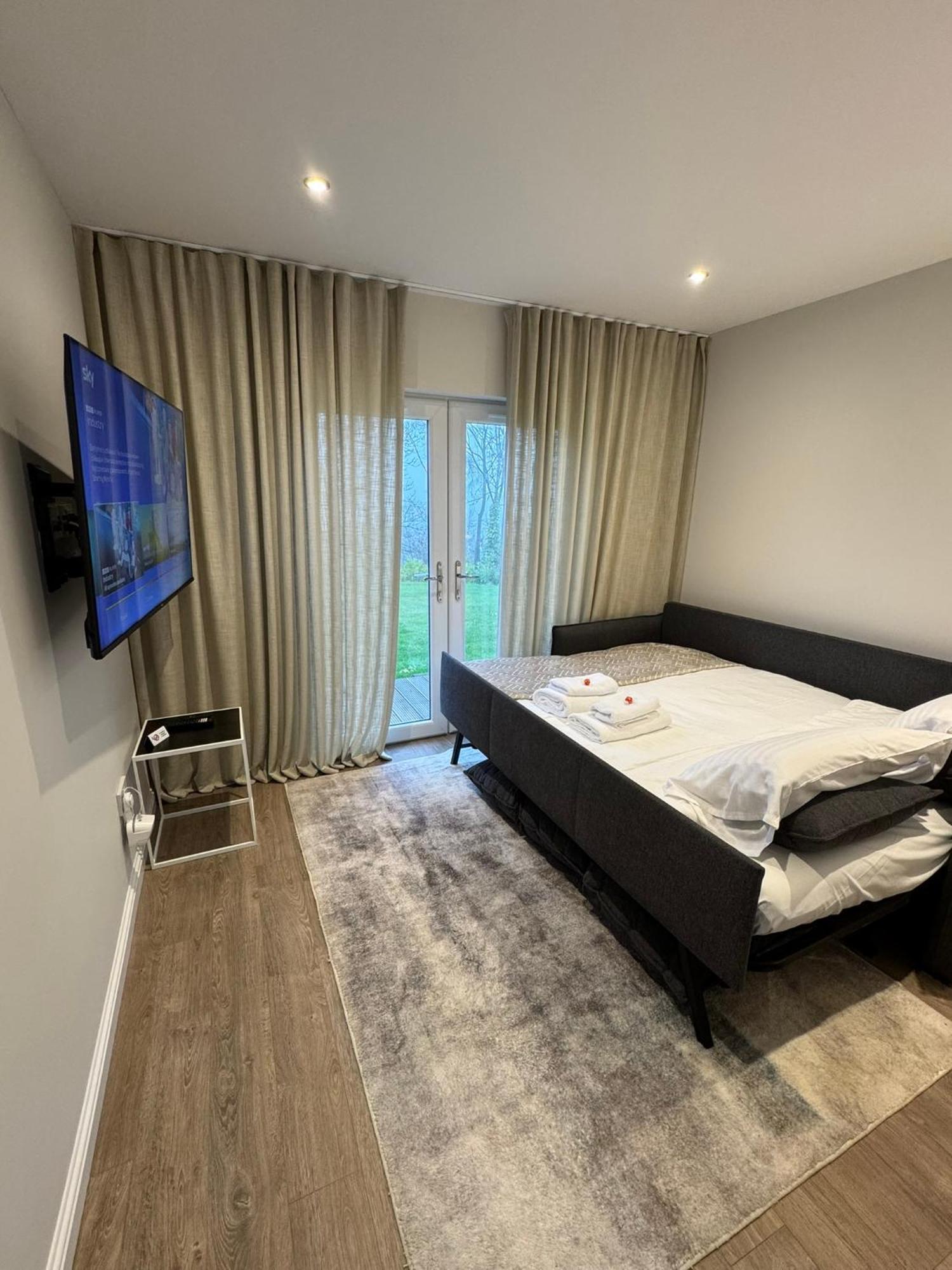 Luxury 2 Bedroom Cottage West Calder Eksteriør billede